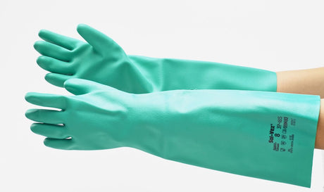 Ansell 37-185 Solvex 18" Green Chemical Resistant Glove